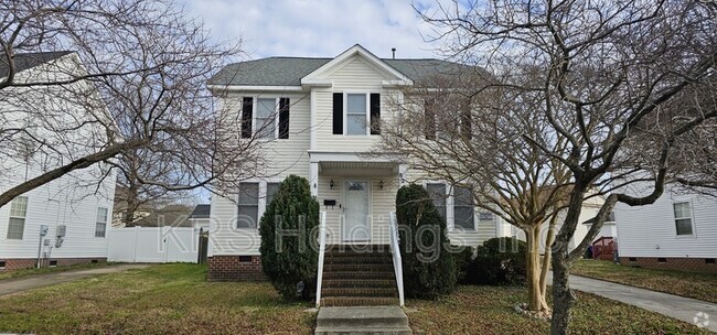 Building Photo - 820 Maltby Cres Rental