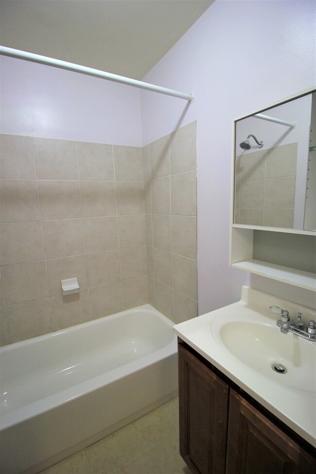 Photo - 1314 Walnut St Unit 3R