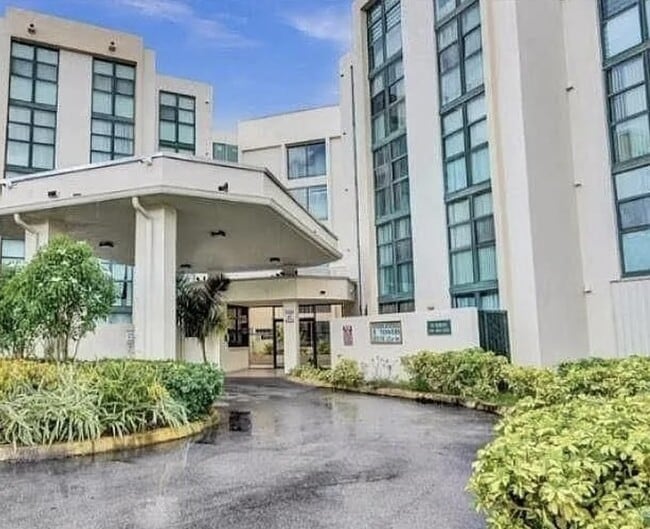 Photo - 2055 SW 122nd Ave Condo Unit 202