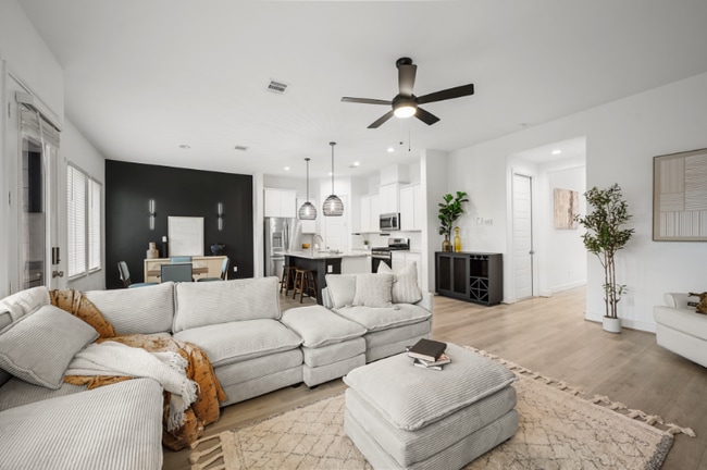 Photo - 8906 Covenant Pl