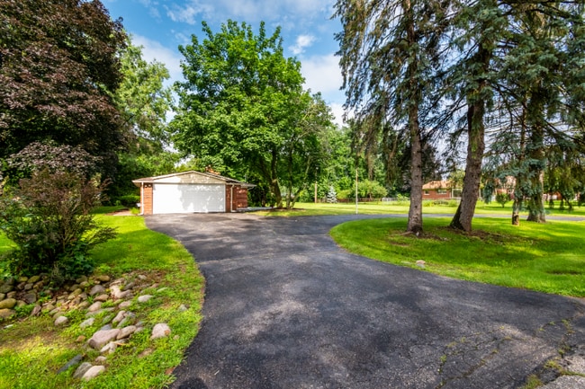 Photo - 1239 Ashover Dr