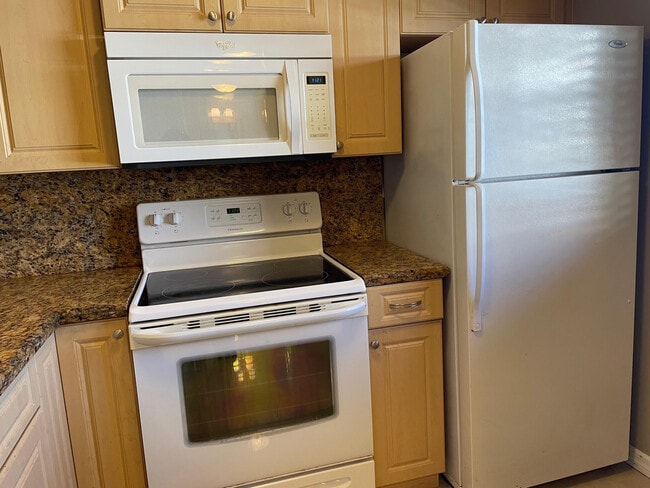 Photo - 608 SW Natura Blvd Unit 109