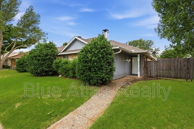 Photo - 711 Penn Pl