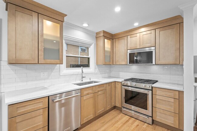 Photo - 223 Kenloch Ave