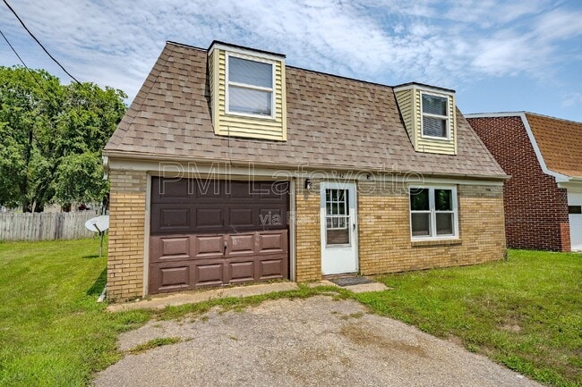 Photo - 442 Lamplighter Ln