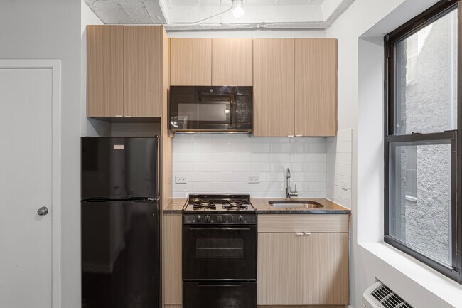 Photo - 5718 N Winthrop Ave Unidad 505