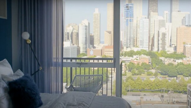 Photo - 917 N Orleans St Unit 1707