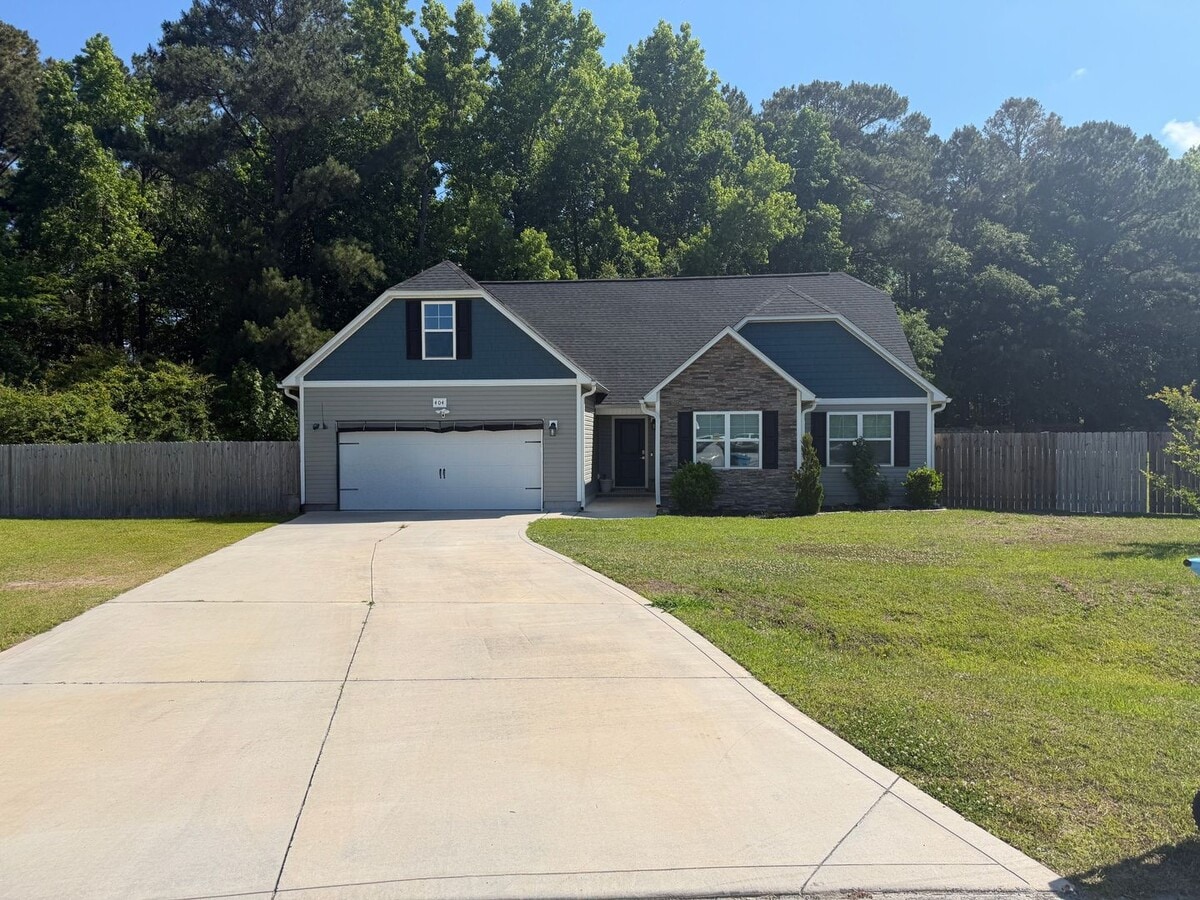 3 Bedroom 2 BA Justice Ridge - 3 Bedroom 2 BA Justice Ridge