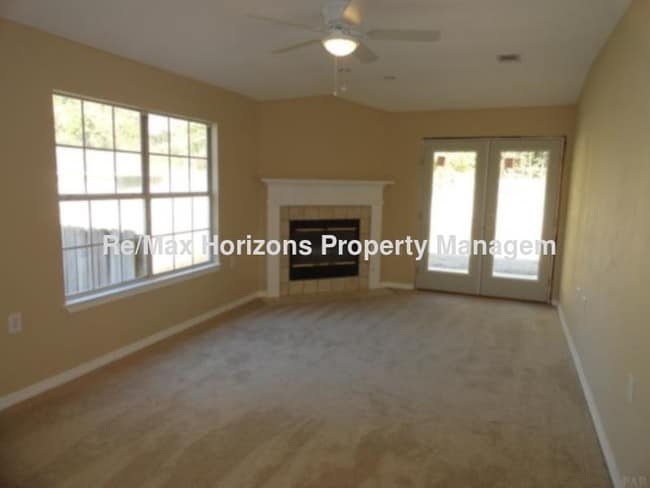 Photo - Nicely updated 2/2 home.