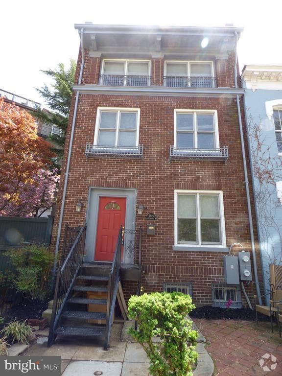 Building Photo - 1915 New Hampshire Ave NW Rental