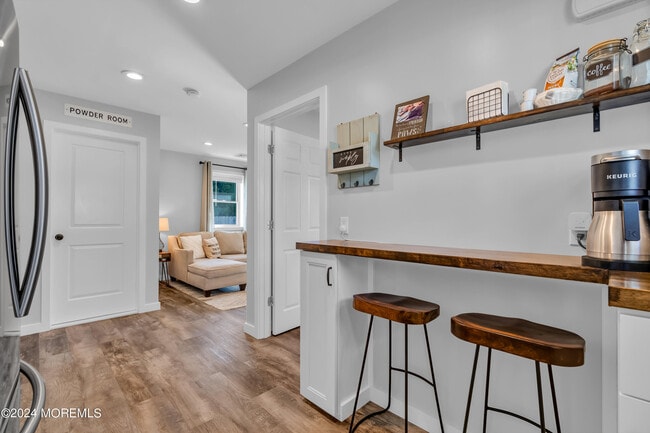 Photo - 1217 Lister St