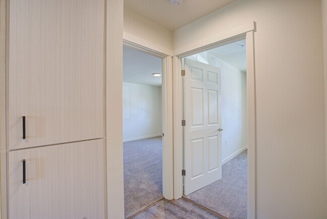 Photo - Country Living with Modern Flair: Wake up to the sounds of nature, Live Minutes from Everything Unit 414-250