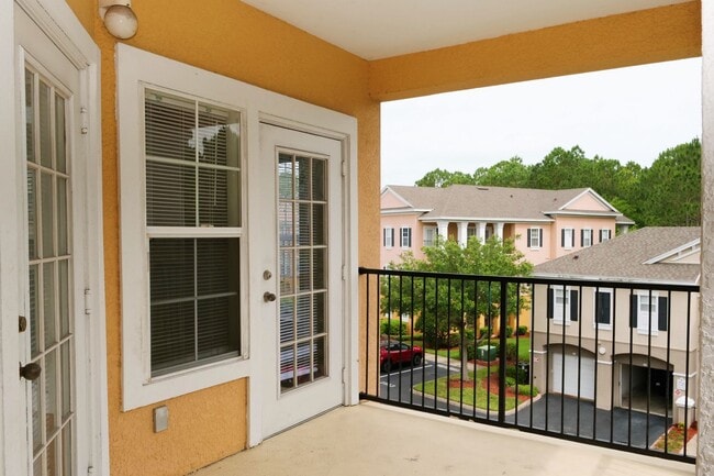 Photo - Spacious 2 bed 2 bath condo, split floorpl...