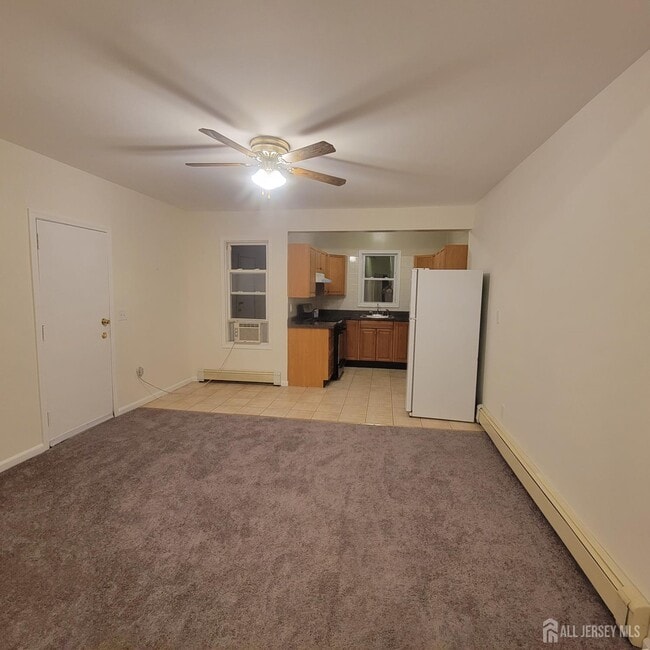 Photo - 195 George St