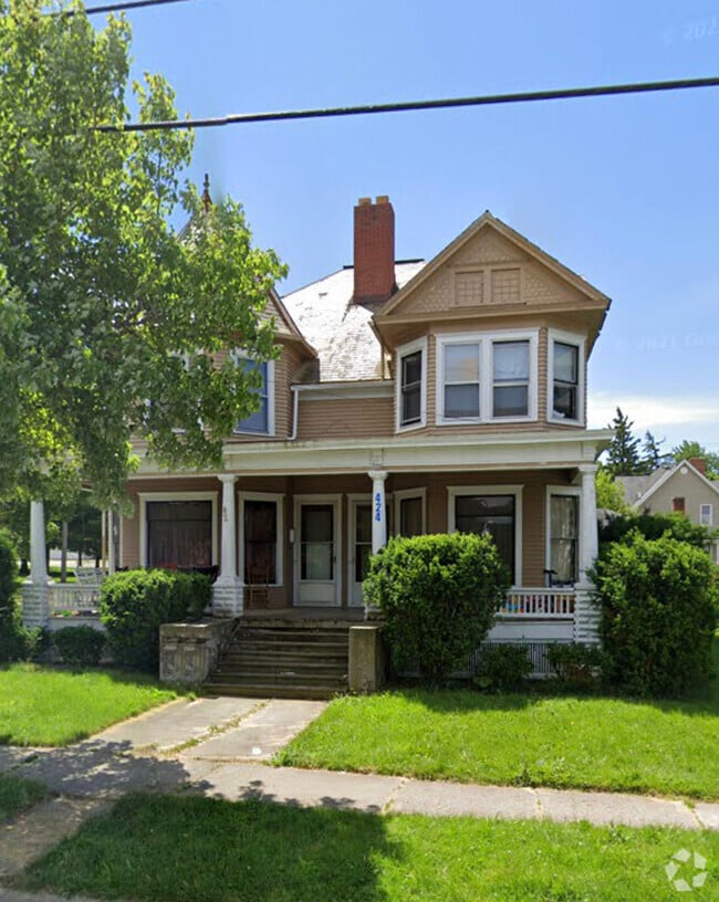 Building Photo - 424 E Maumee St Rental