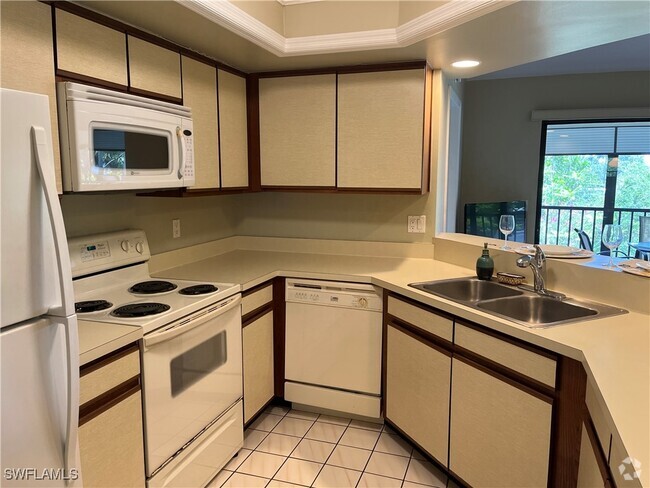 Building Photo - 13351 Greengate Blvd Unit 422 Rental