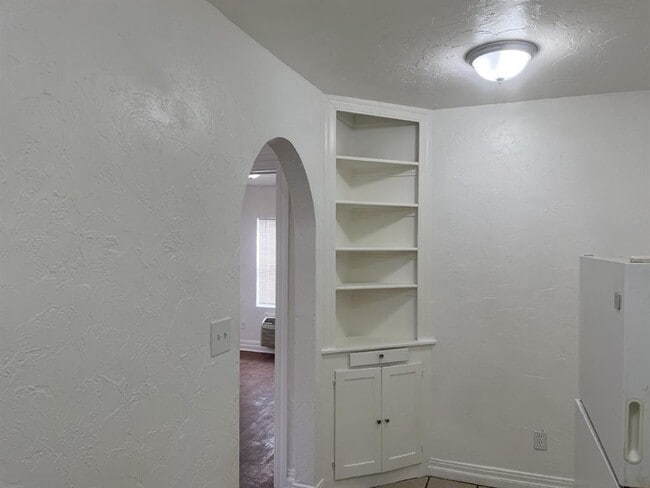 1800 Exchange Ave Unit 1/2