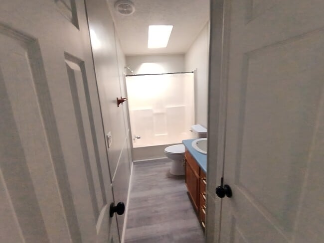 Photo - 83 Deerwood Park