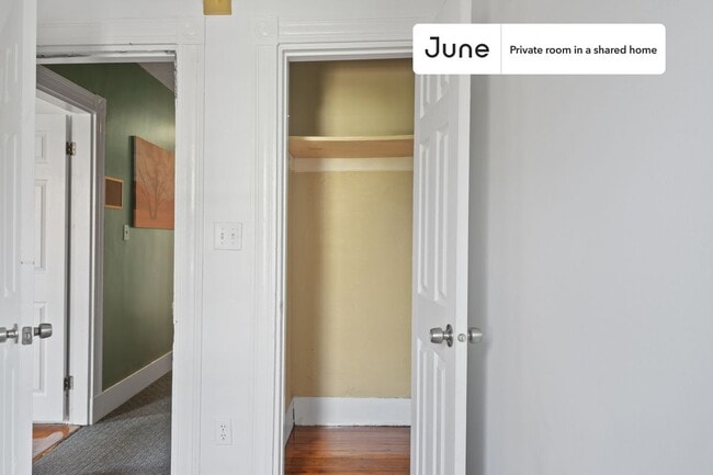 Photo - Room in Shared 6 bed/2 bath home Unit D