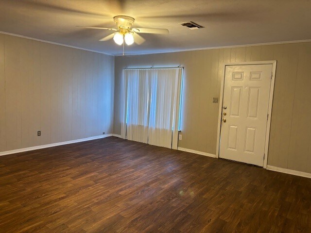 Photo - 1408 Illinois Ave