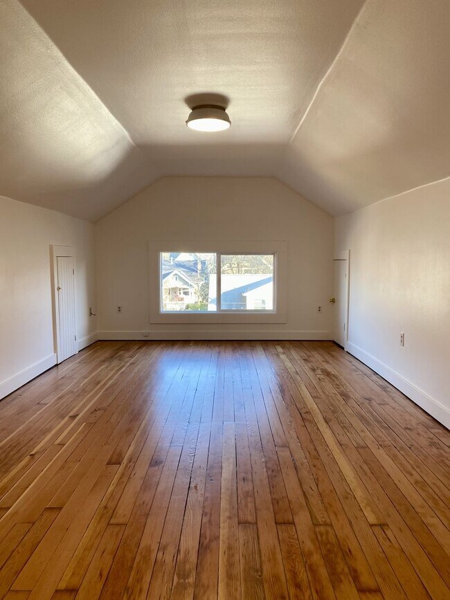 Photo - 5728 N Williams Ave Unidad 3150  3