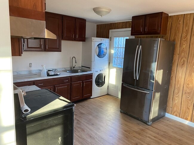 Photo - 239 Melville Dr Unit 239