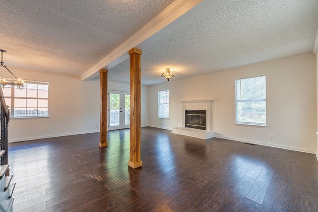 Photo - 348 N Birchwood Dr