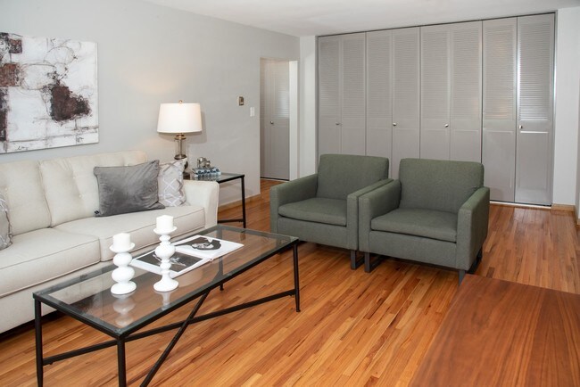 Photo - South Highland