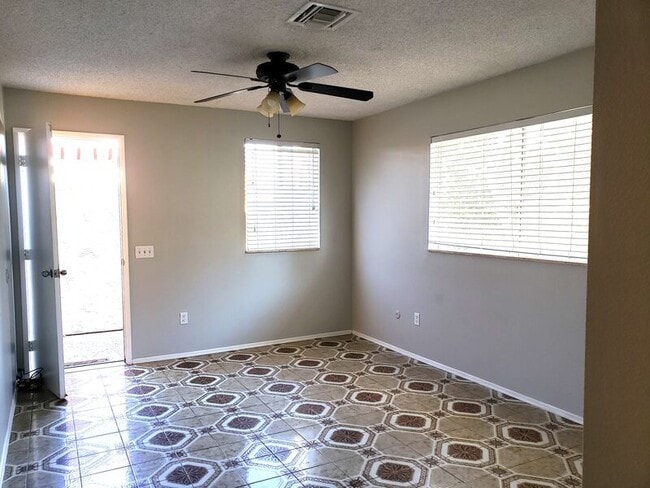 Photo - 5005 63rd St House