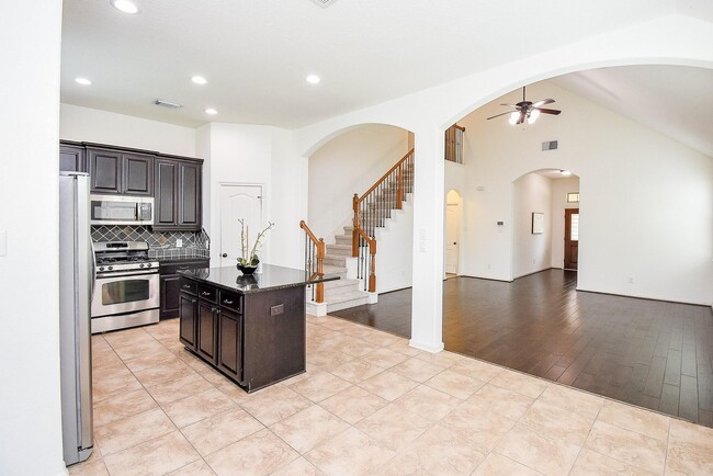 Photo - 6410 Papaya Bend Dr