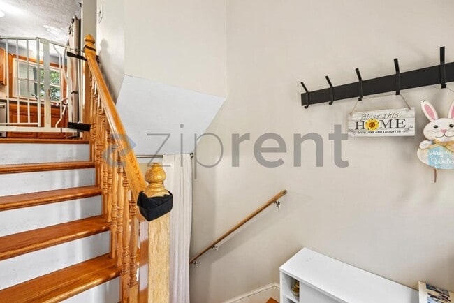 Photo - Unit