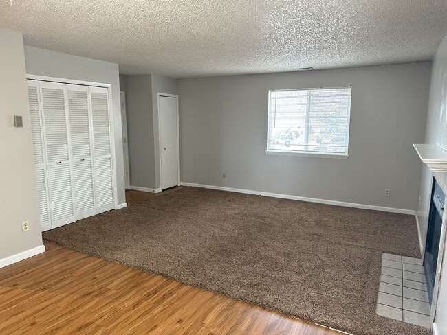 Photo - 1785 Zebulon Dr Unit A