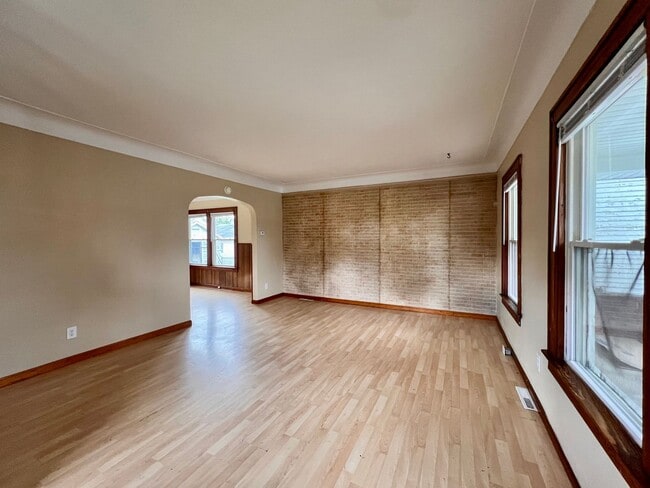 Photo - 3 Bedroom House - East Toledo