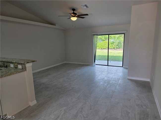 Photo - 1418 SE 1st Pl