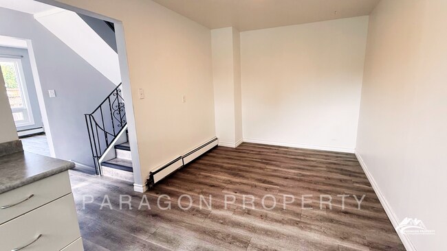 Photo - 101 Berry St Unit 1