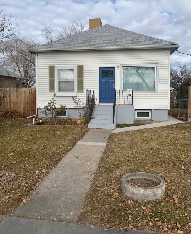 Photo - 212 Teller Ave Unit Upstairs