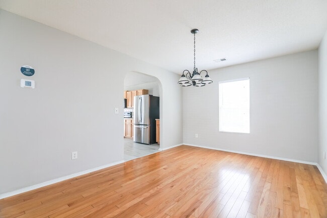 Photo - 3164 Varcroft Rd
