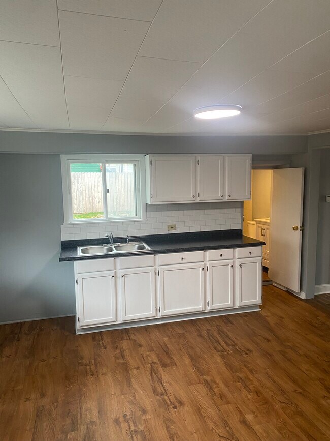 49 Chase St Unit 1