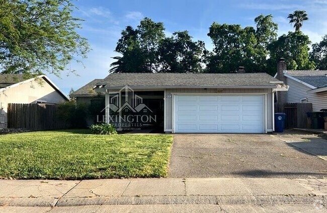 Building Photo - 6516 Briartree Way Rental