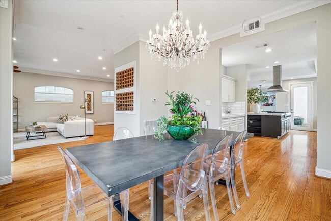 Photo - 1502 Whispering Pines Dr