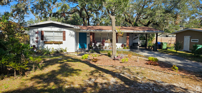 Building Photo - 1902 E Hamilton Ave Rental