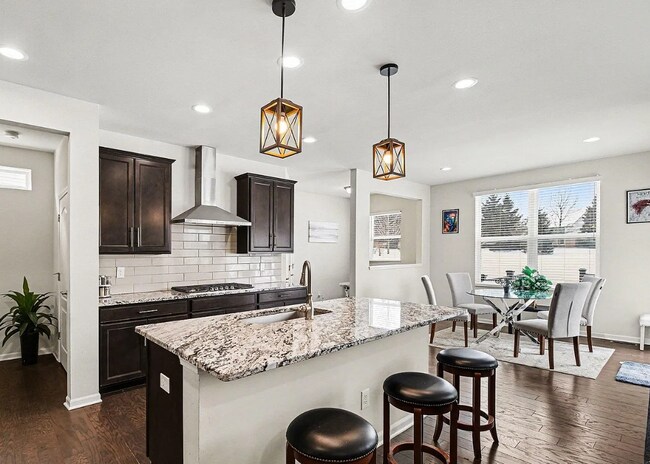 Photo - 49772 Shoreline Dr