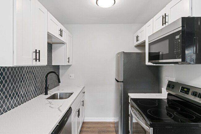 Photo - The Park on 13 Apartments - Royal Oak, MI