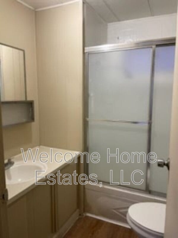 Photo - 110 E Prince Rd