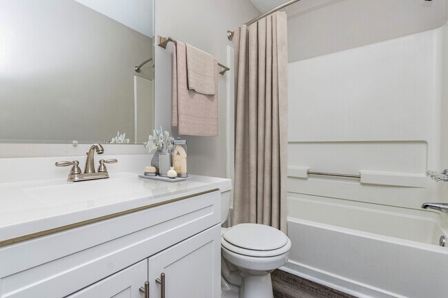 Baño (2) - The Preserve