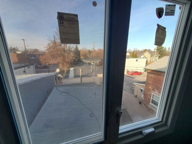 Photo - Two-Storey, Loft-Style Apartment (2 Bed, 1 Bath) Unité 4