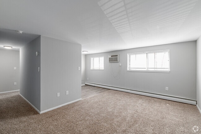 1 BR, 1 BA - 650SF - Living Room