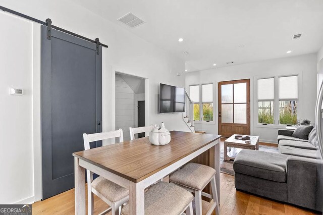 Photo - 167 Ravenhurst Ln