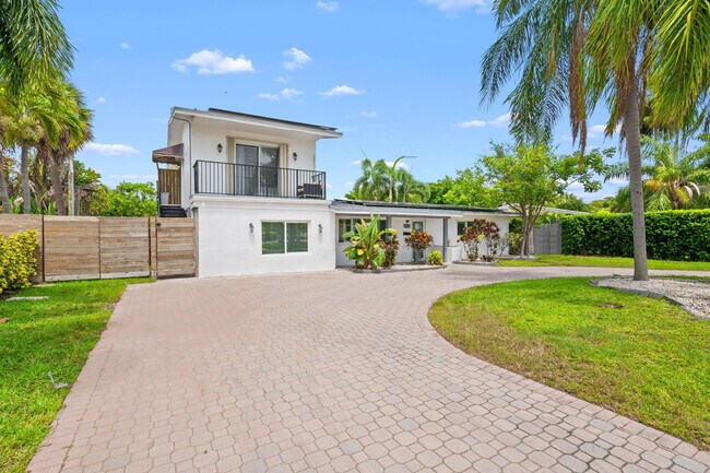 Photo - 865 NE 23rd Terrace