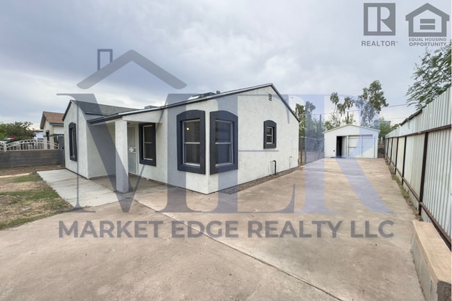 Photo - 2Bed/1Bath House at AZ-202/24th St! Ready for Immediate Move-In! -- NO HOA! RV PARKING!